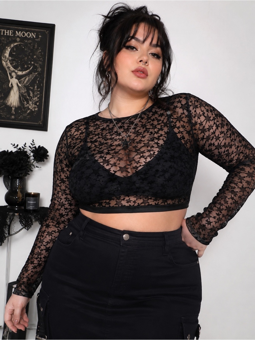 Torrid Sheer Star Mesh Cropped Top Goth Y2K Size 2